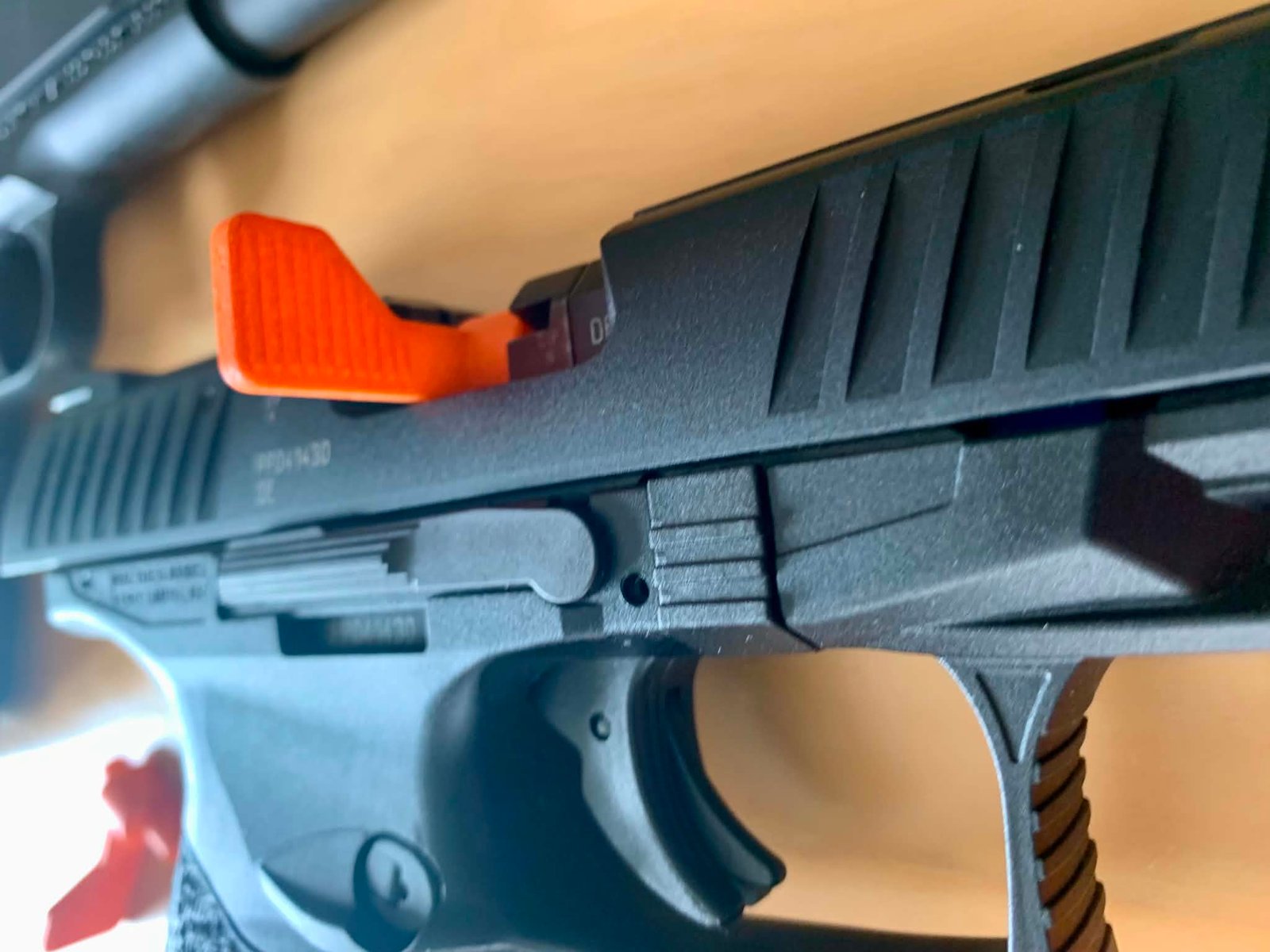 Long Barrelled Pistol Safety Flag .22 - Image 5